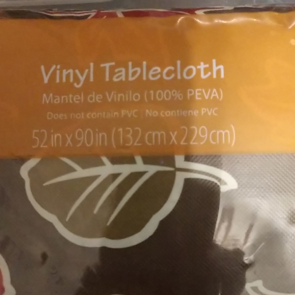 Vinyl Tablecloth - Picture 2 of 4